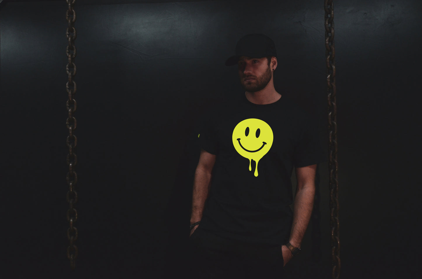 "Melting Smiley" T-Shirt